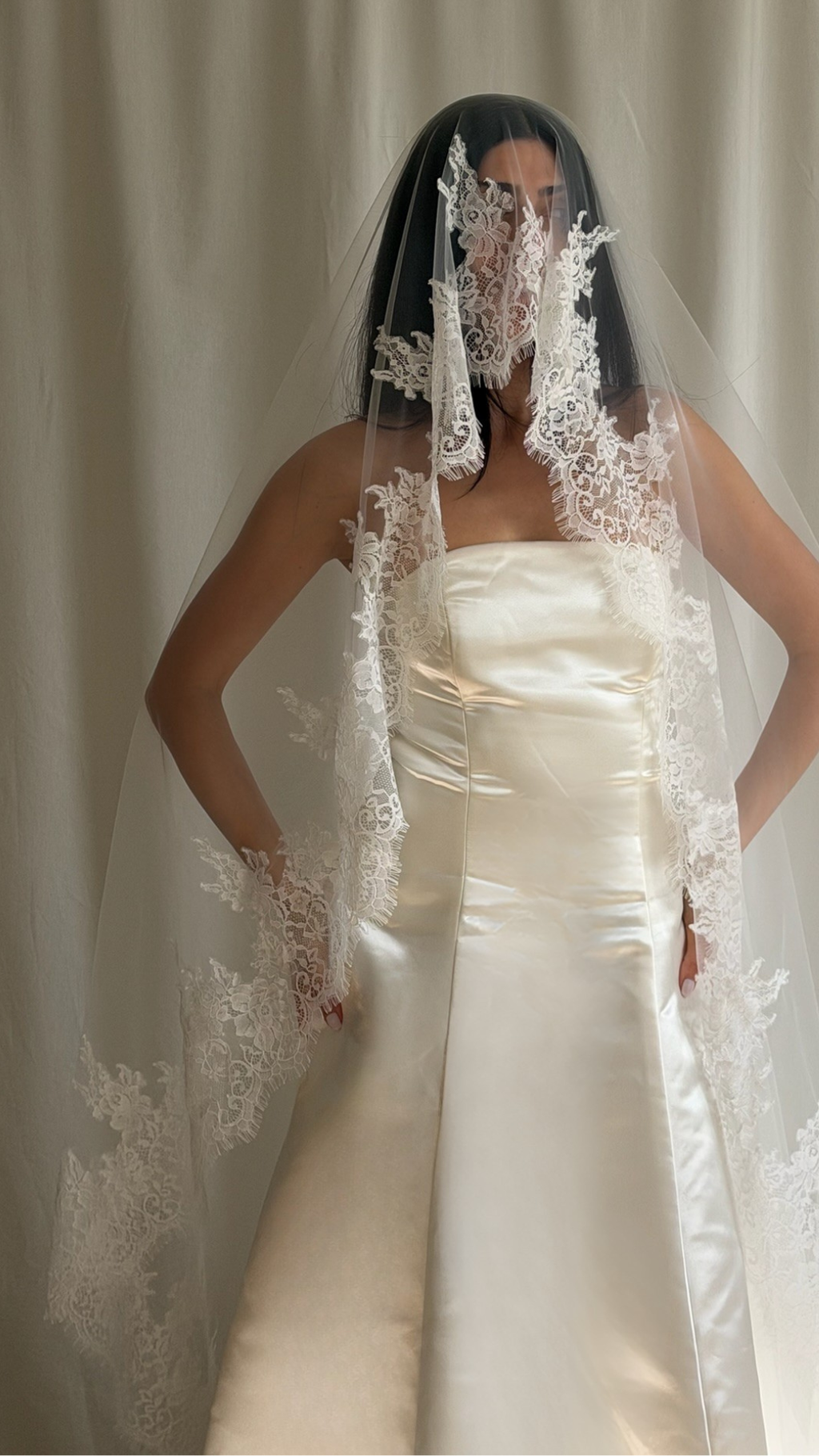 LACE TRIM MANTILLA VEIL (#7004)