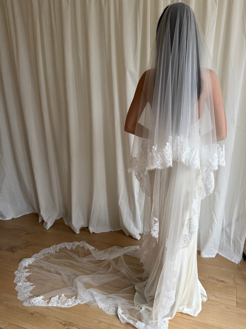 lace trim drop wedding veil