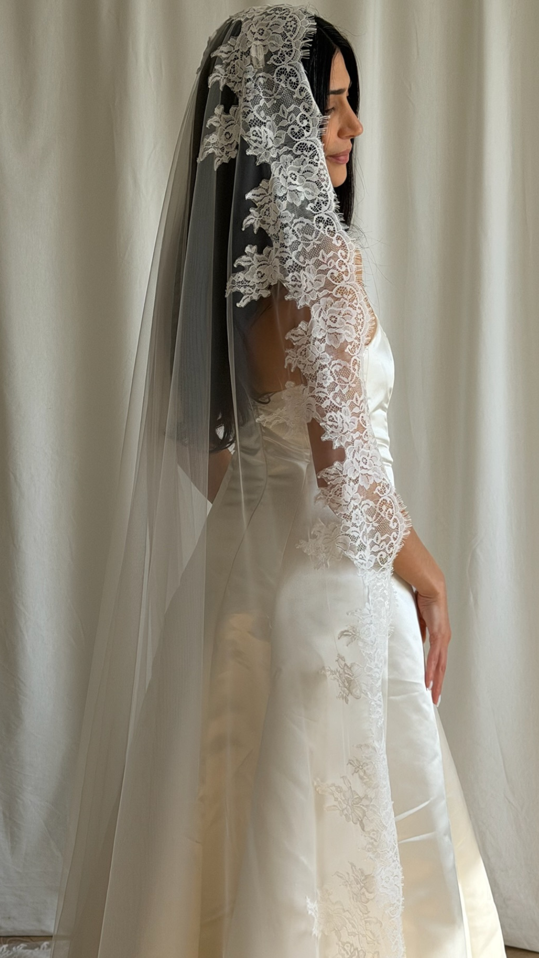 LACE TRIM MANTILLA VEIL (#7004)