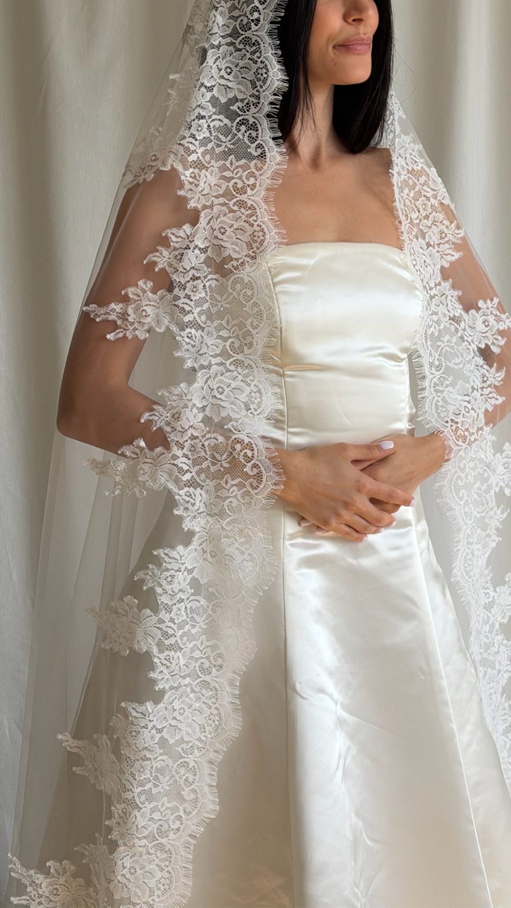 LACE TRIM MANTILLA VEIL (#7004)