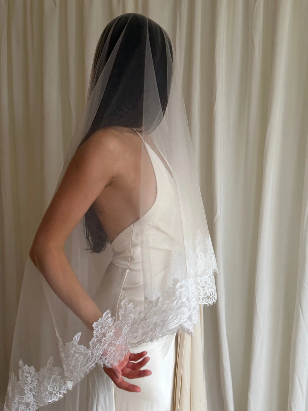 Elegant wedding veil soft signature tulle