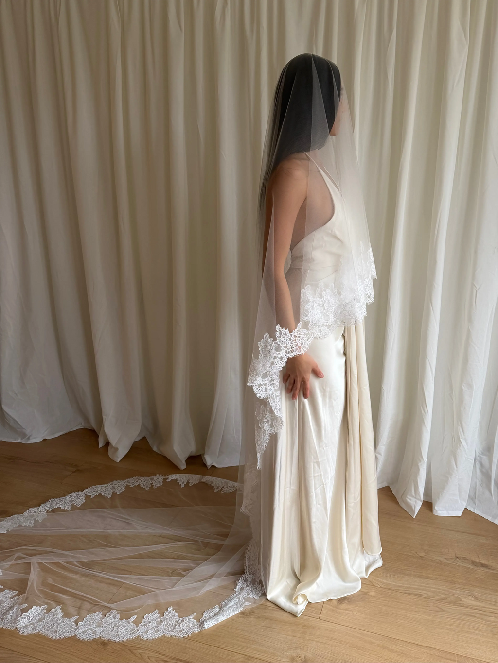 Drop wedding veil soft signature tulle