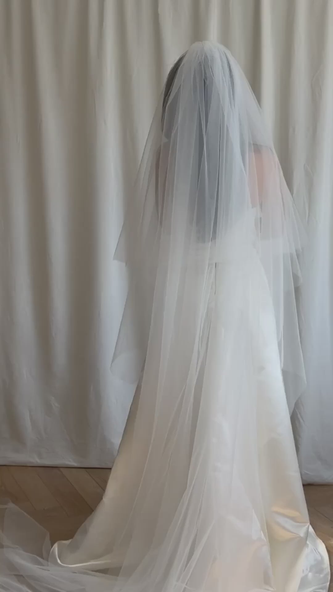 CLASSIC SWEETHEART BLUSHER VEIL (#4004)