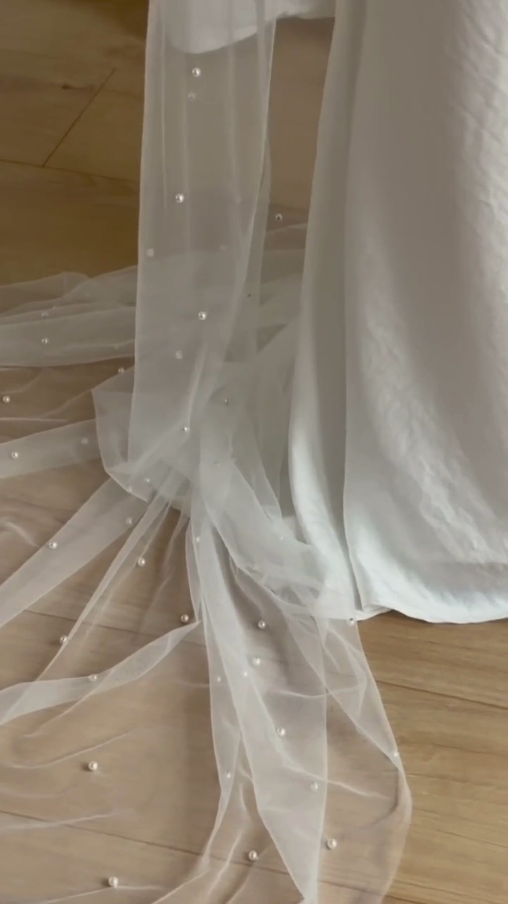 Signature tulle soft classic wedding veil