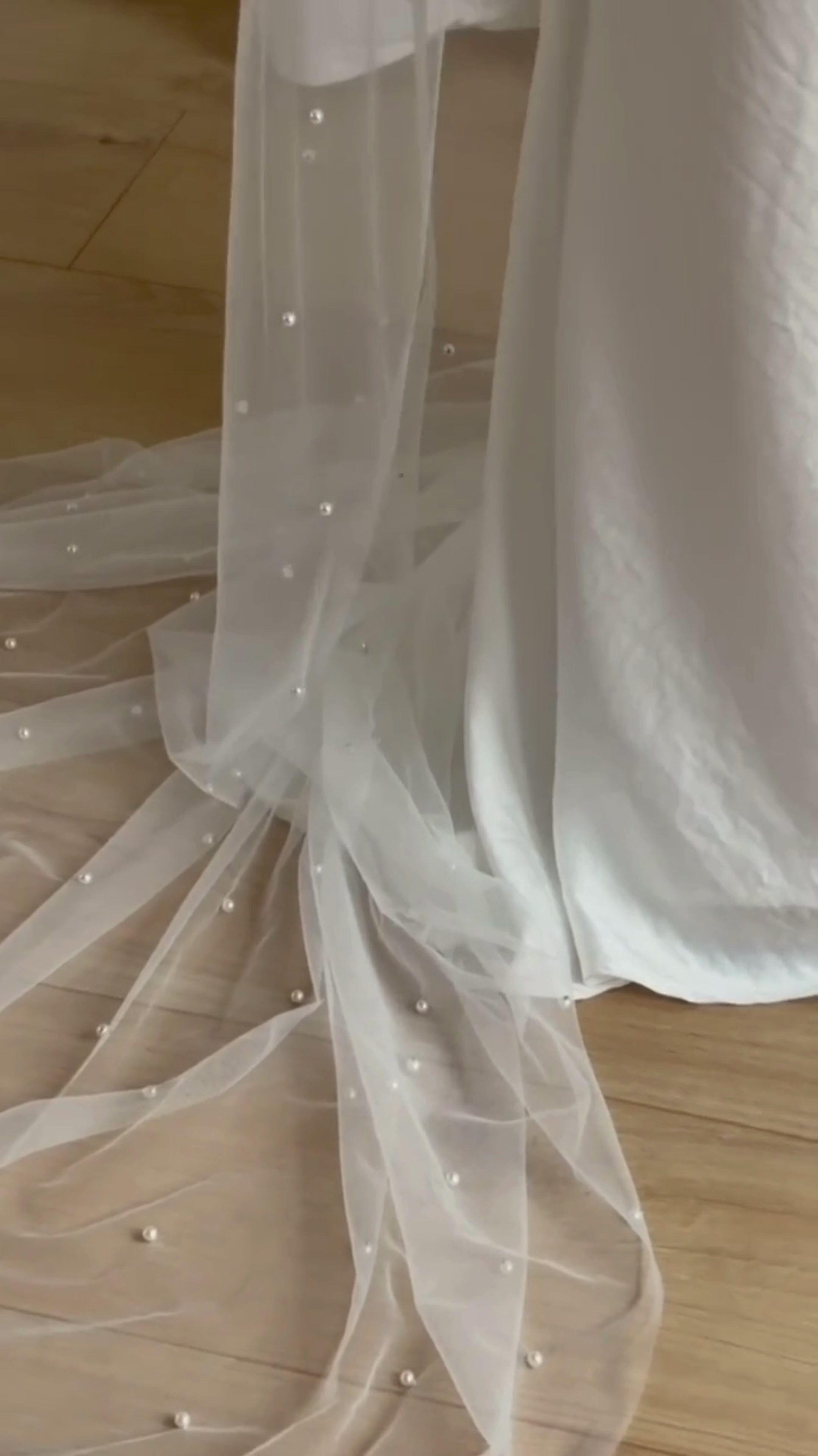 Signature tulle soft classic wedding veil
