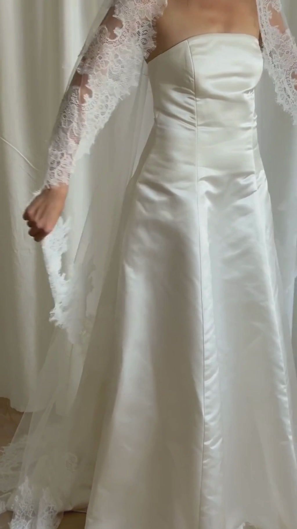 LACE TRIM MANTILLA VEIL (#7002)